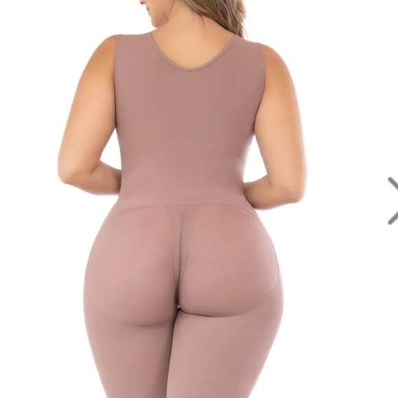 Fajas Colombianas Size L (Fajate) Like New - Picture 2 of 8